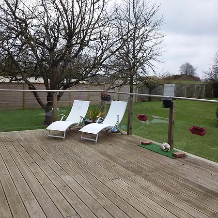 Leira Bed & Breakfast Saint-Aubin-d'Arquenay