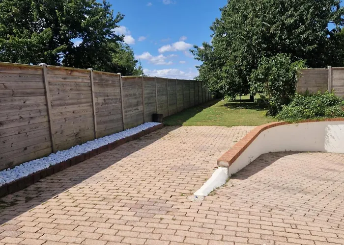 Leira 3* Saint-Aubin-d'Arquenay